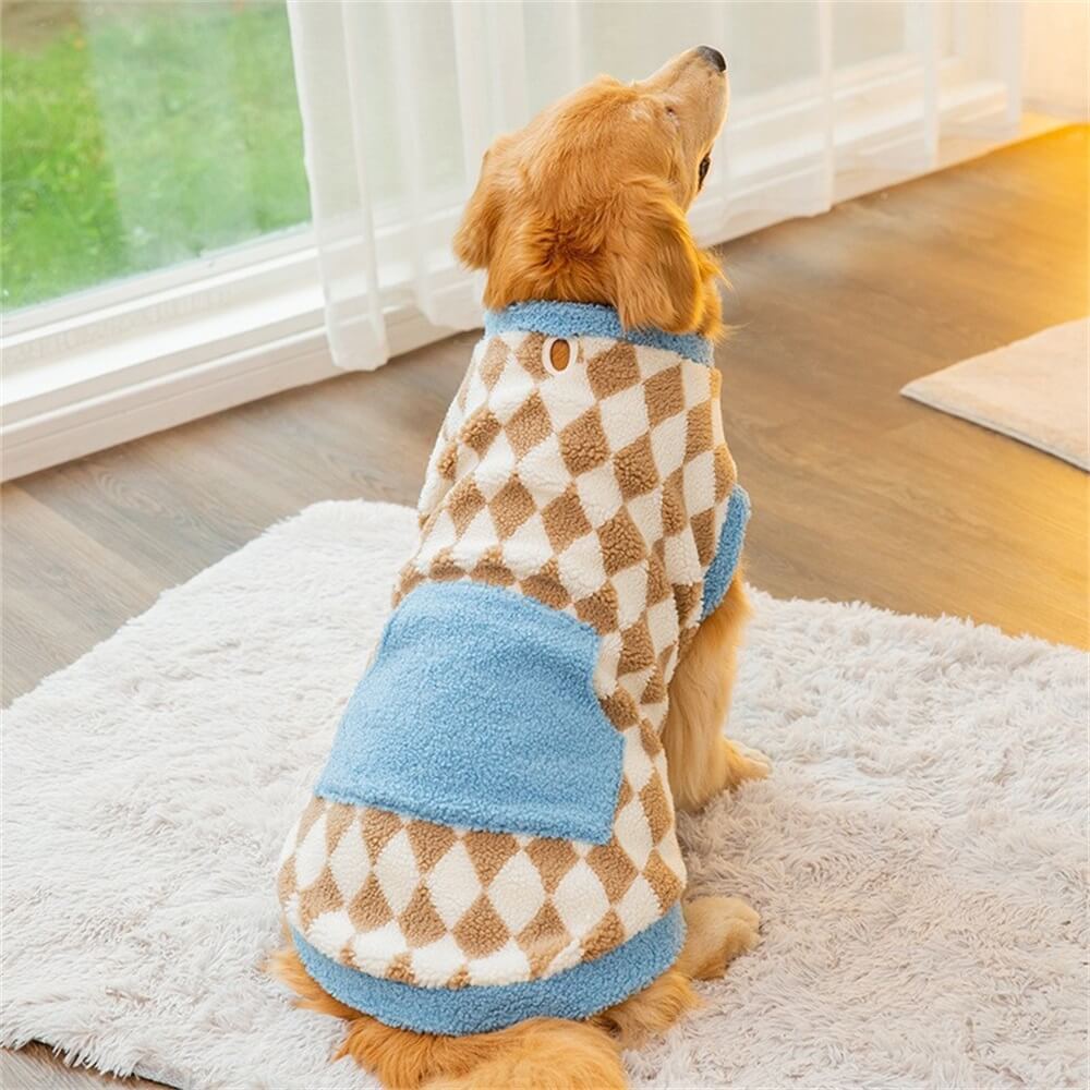 Suéter aconchegante de cachorro Argyle com bolso – disponível em duas cores