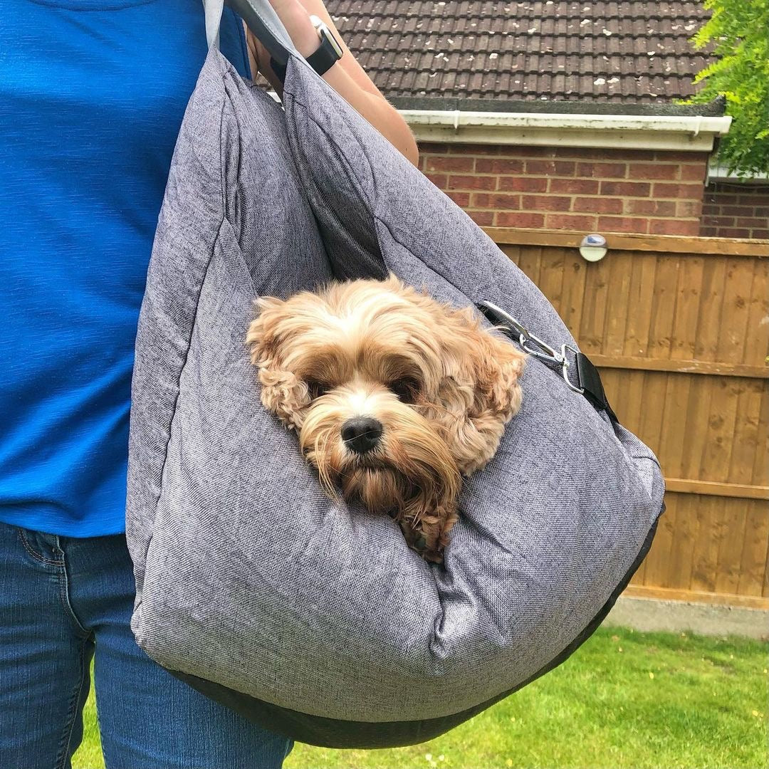 Cama para Assento de Carro para Cachorros e Filhotes para Viagens Seguras - Primeira classe