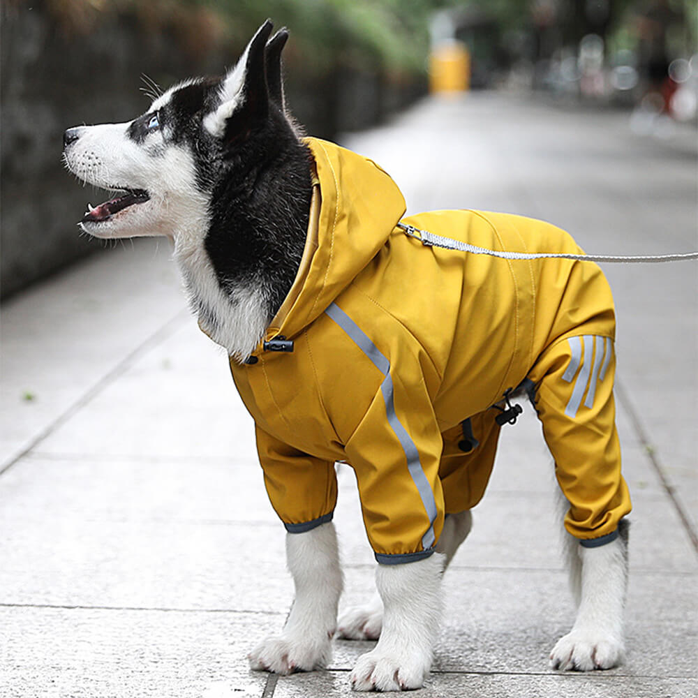 Capa de chuva para cachorro com faixa refletiva ajustável e à prova d'água com capuz