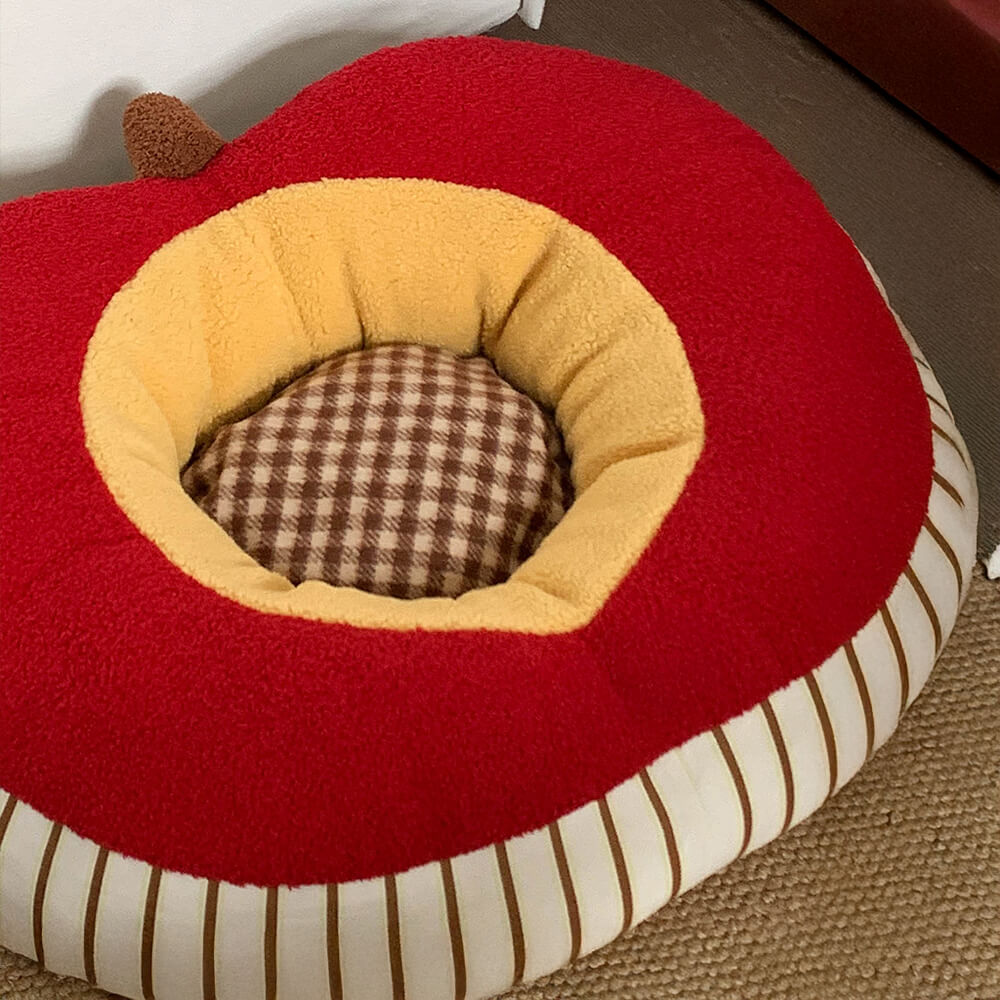 Cama macia de pelúcia lavável para cães e gatos em formato de maçã