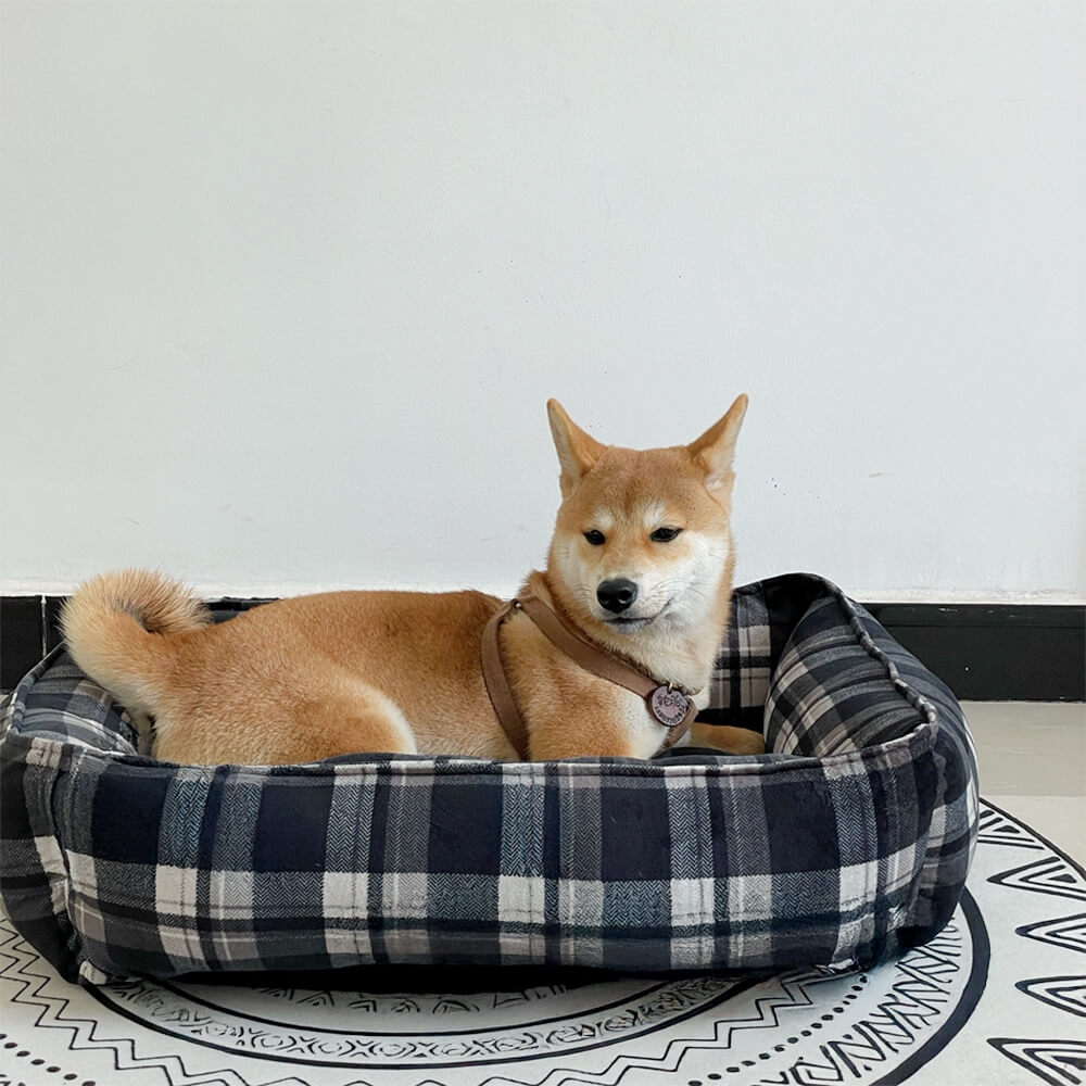 Cama para cães e gatos durável xadrez preta quente com suporte envolvente completo