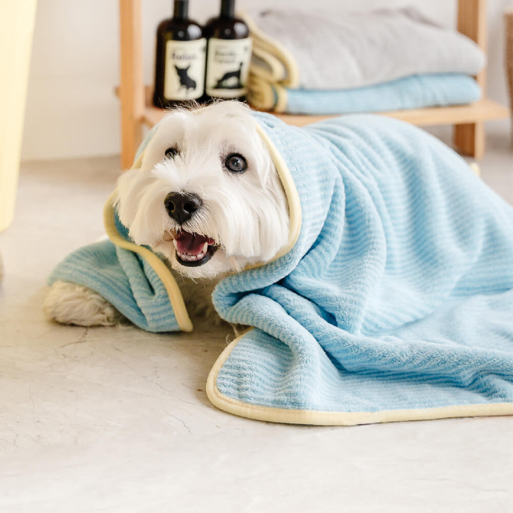 Toalha de banho absorvente de secagem rápida listrada macia para cães