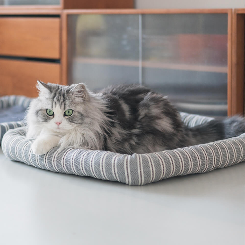 Cama para cães e gatos, macia, listrada, refrescante, de seda gelada, com estilo