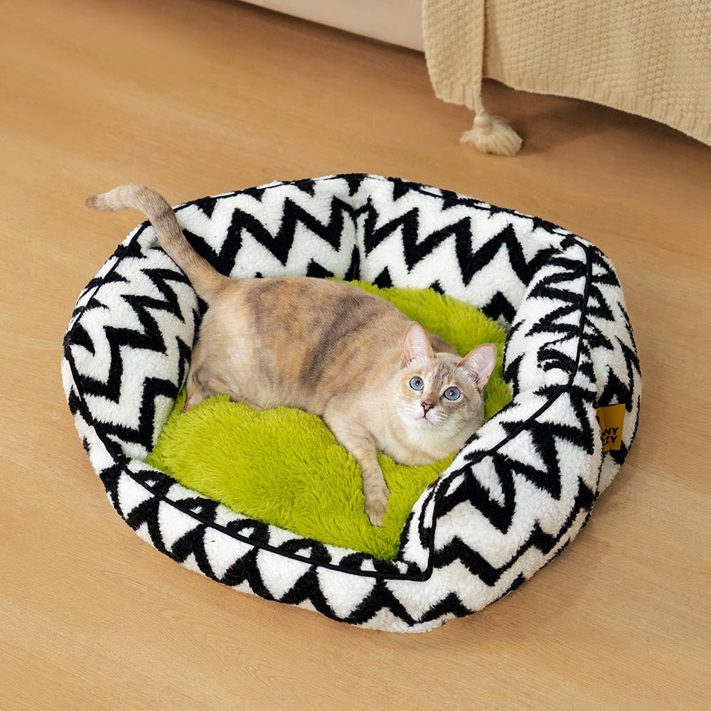 Cama de Gato Chevron Plush Retreat - O Abraço Quente