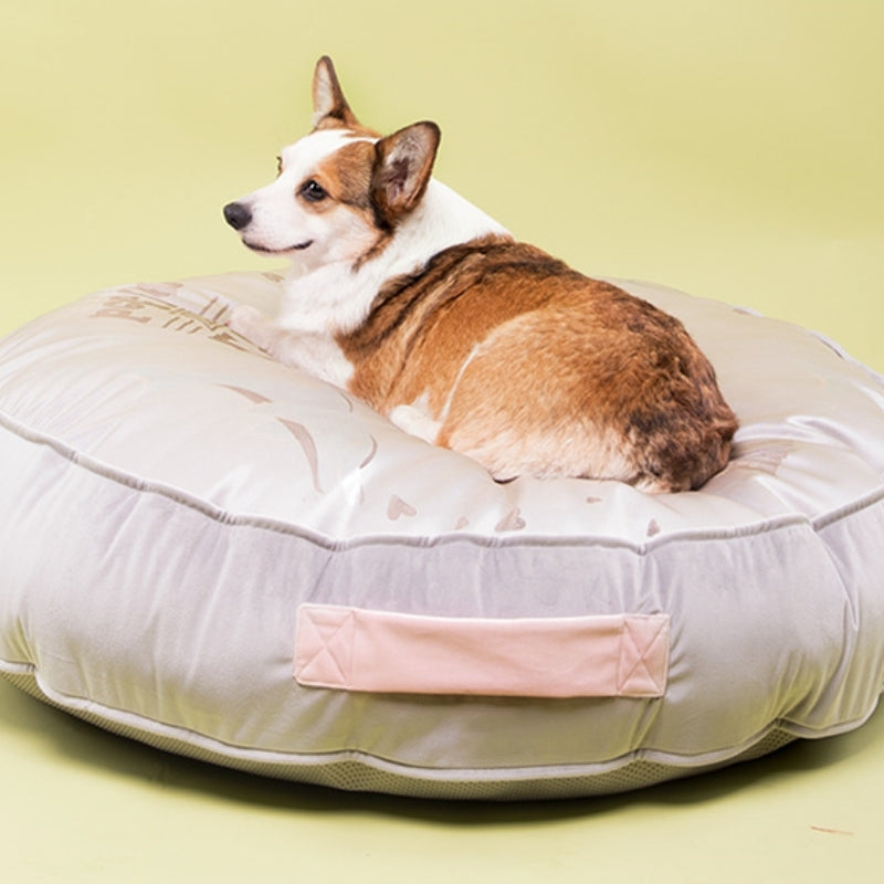 Cama redonda macia para cães com resfriamento de seda gelada e veludo