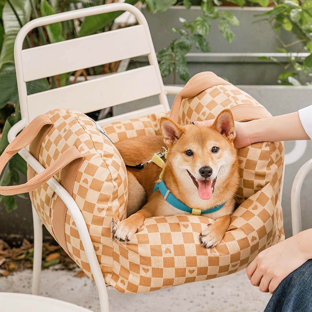 Cama para Assento de Carro para Cachorro Coração Vintage Xadrez