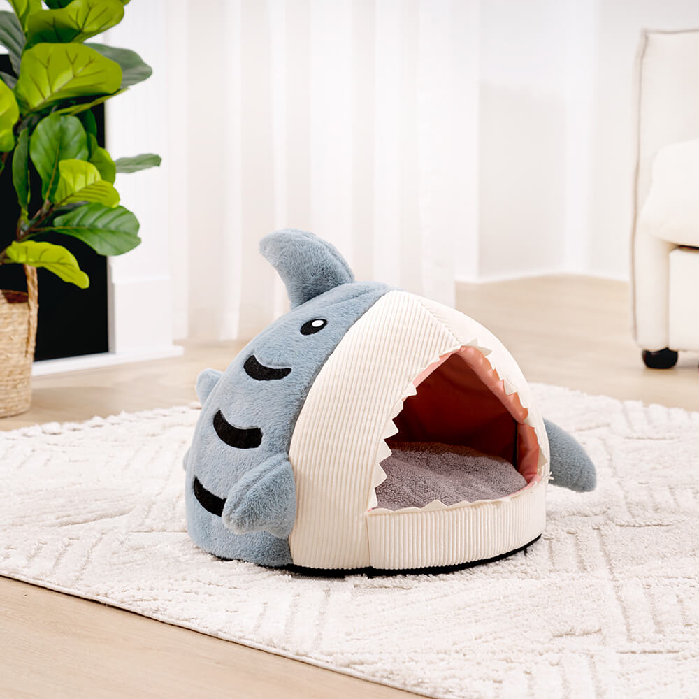Casa de cachorro em forma de tubarão semi-fechada em forma de tubarão